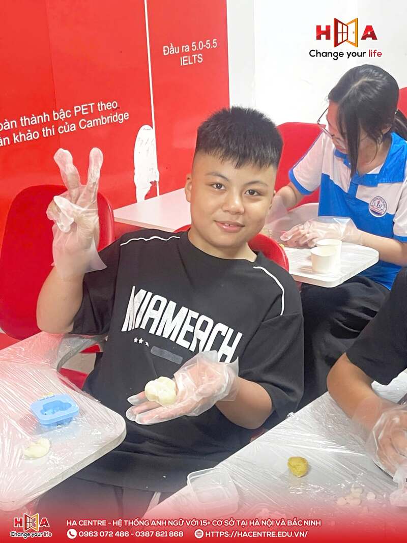 Biến lớp học thành "XƯỞNG BÁNH" - Cùng HA Junior Thuận Thành đón trung thu