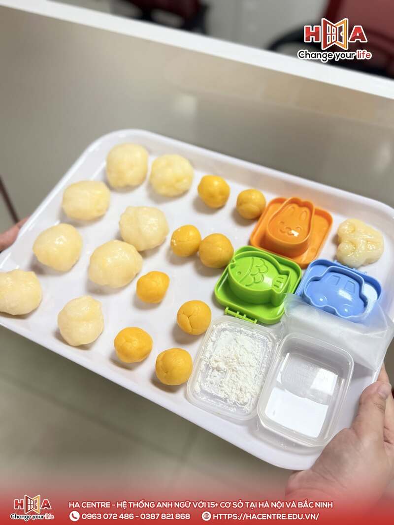 Biến lớp học thành "XƯỞNG BÁNH" - Cùng HA Junior Thuận Thành đón trung thu